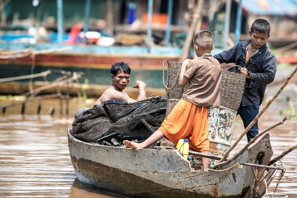 Kompong Khleang in Tonle Sap