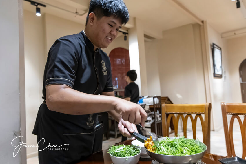 Eat like a local in Saigon